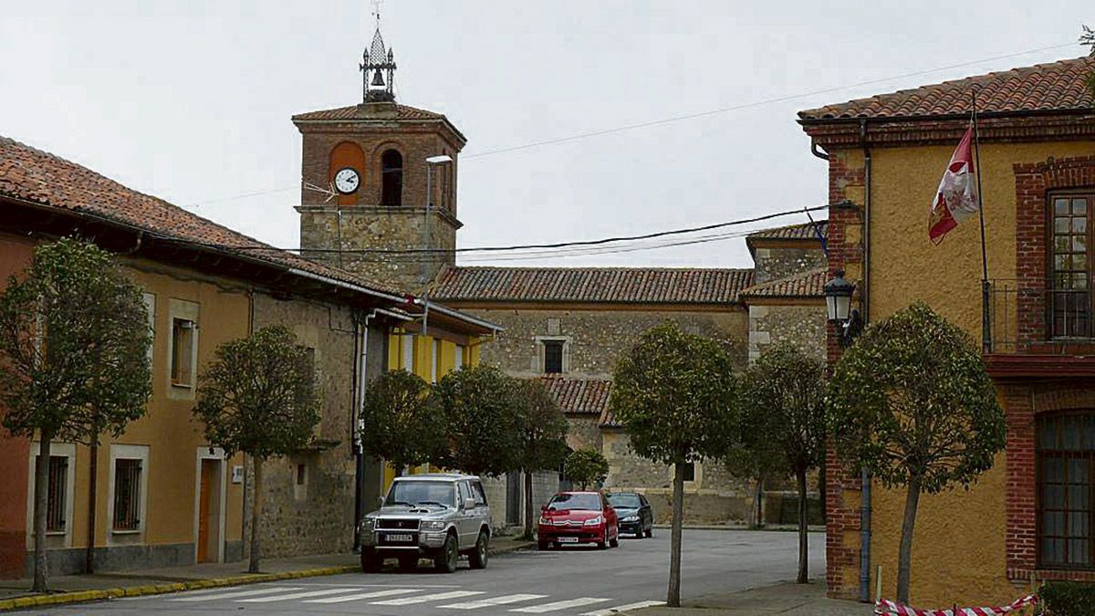 El reloj de la torre de la iglesia de Vegas del Condado volverá a sonar esta mañana para todos los vecinos.