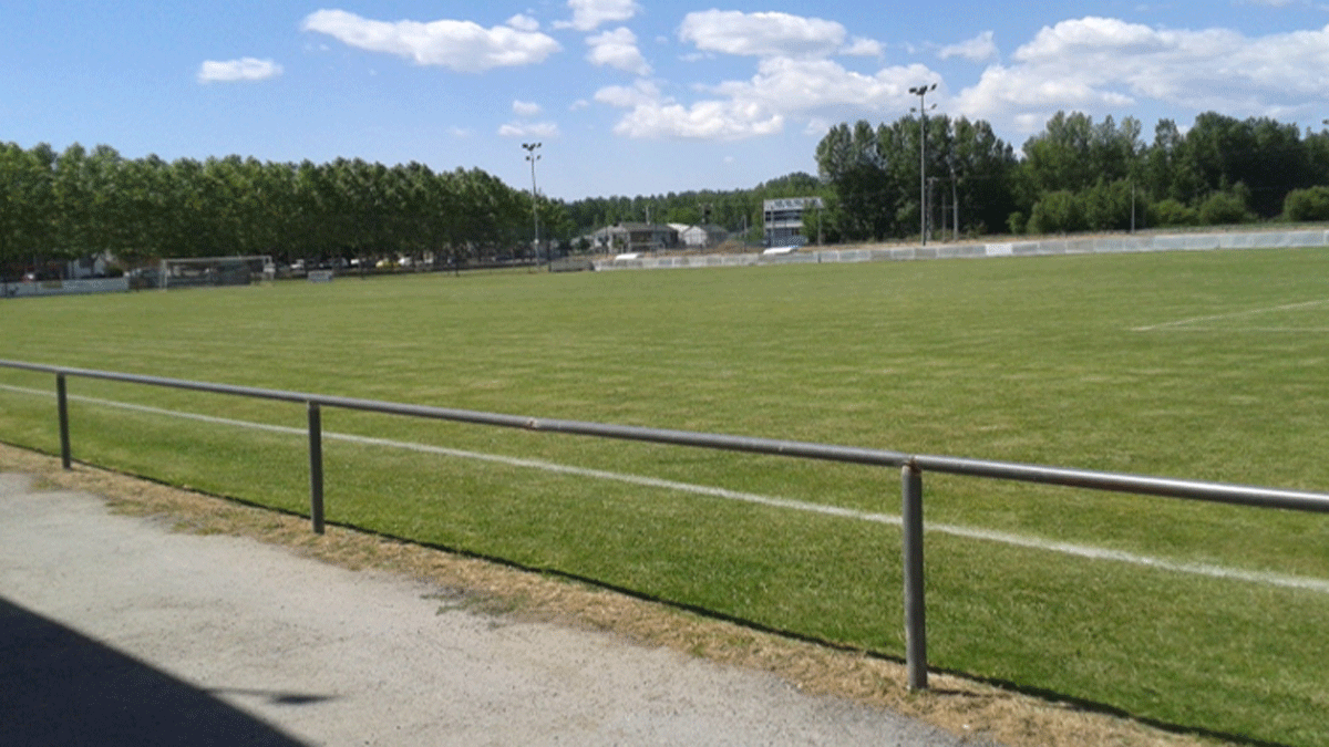 Campo de fútbol de Columbrianos.