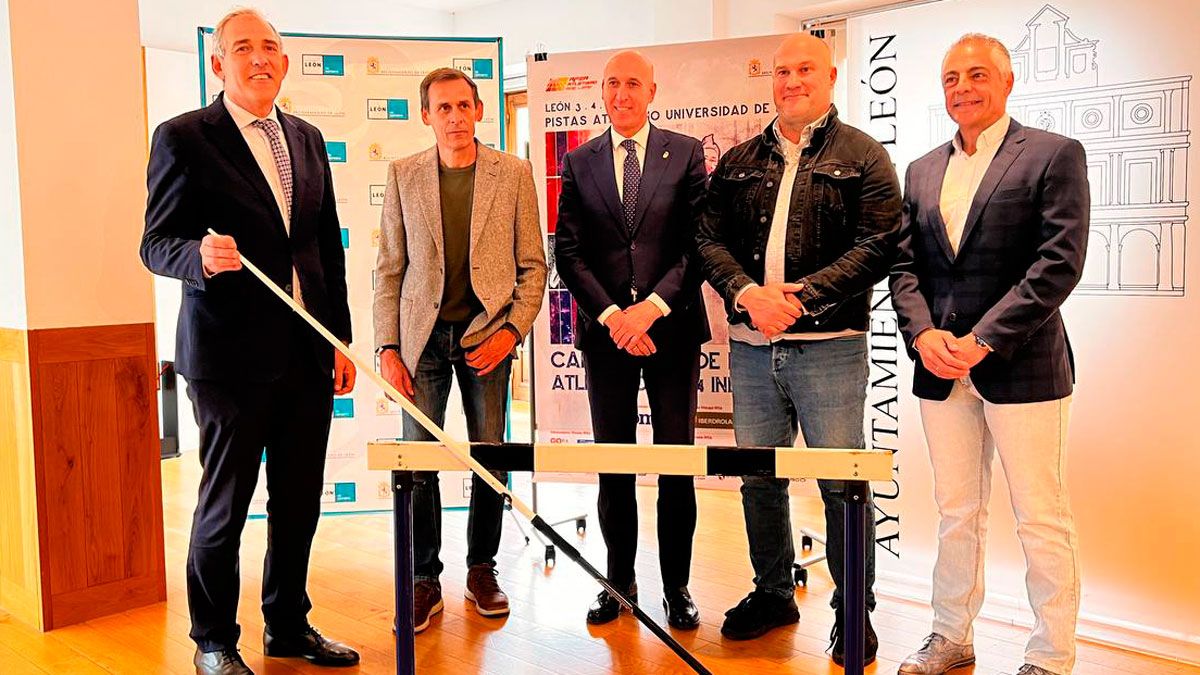 Imagen de la presentación del campeonato en el Salón de los Reyes. | L.N.C. Imagen de la presentación del campeonato en el Salón de los Reyes. | L.N.C.