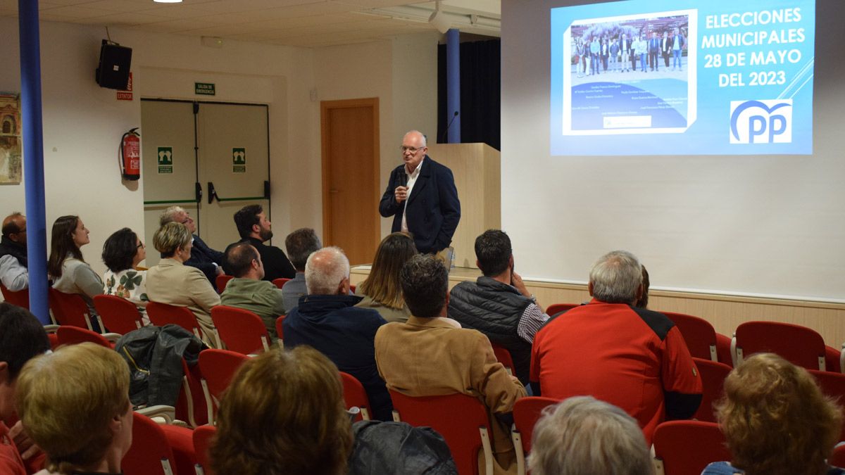 Bailez durante su acto final de campaña este martes en Santa María. | A. R.