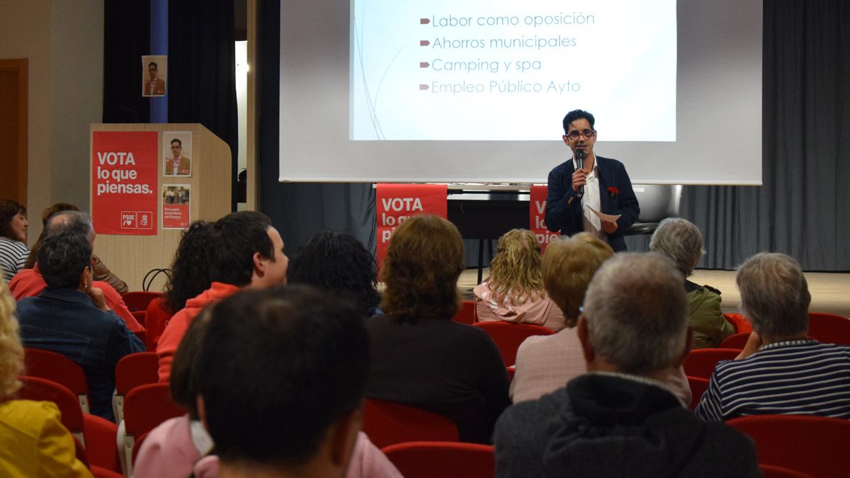 Marcos Montiel durante el acto final de campaña de este miércoles. | A. R.