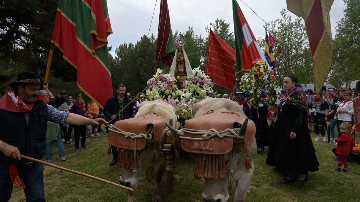 La romería de la Virgen del Villar se ha celebrado este martes. | JESÚS F. SALVADORES