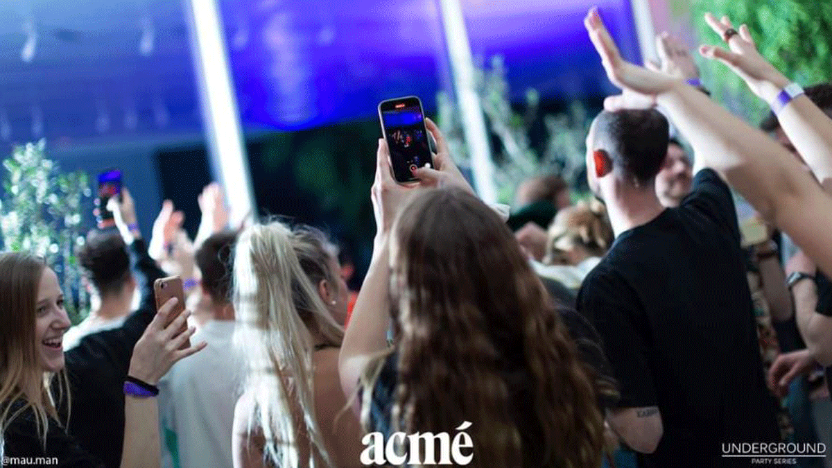 Fiesta organizada por Undergroud Party Series.