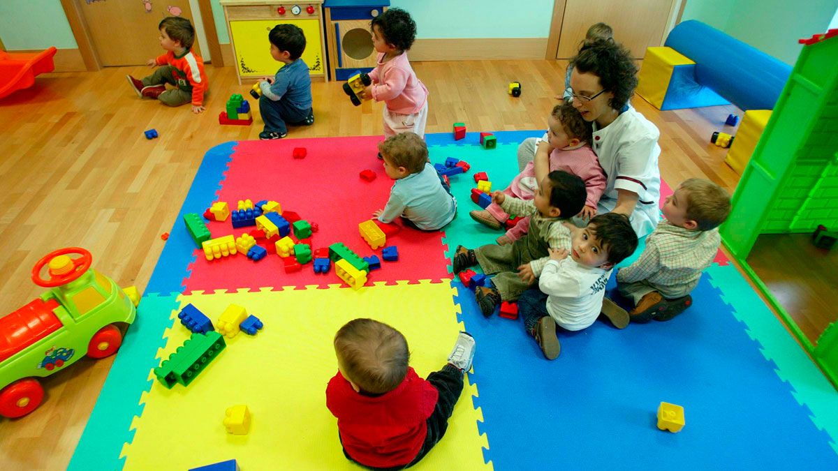 Alumnos en la escuela infantil en una imagen de archivo.