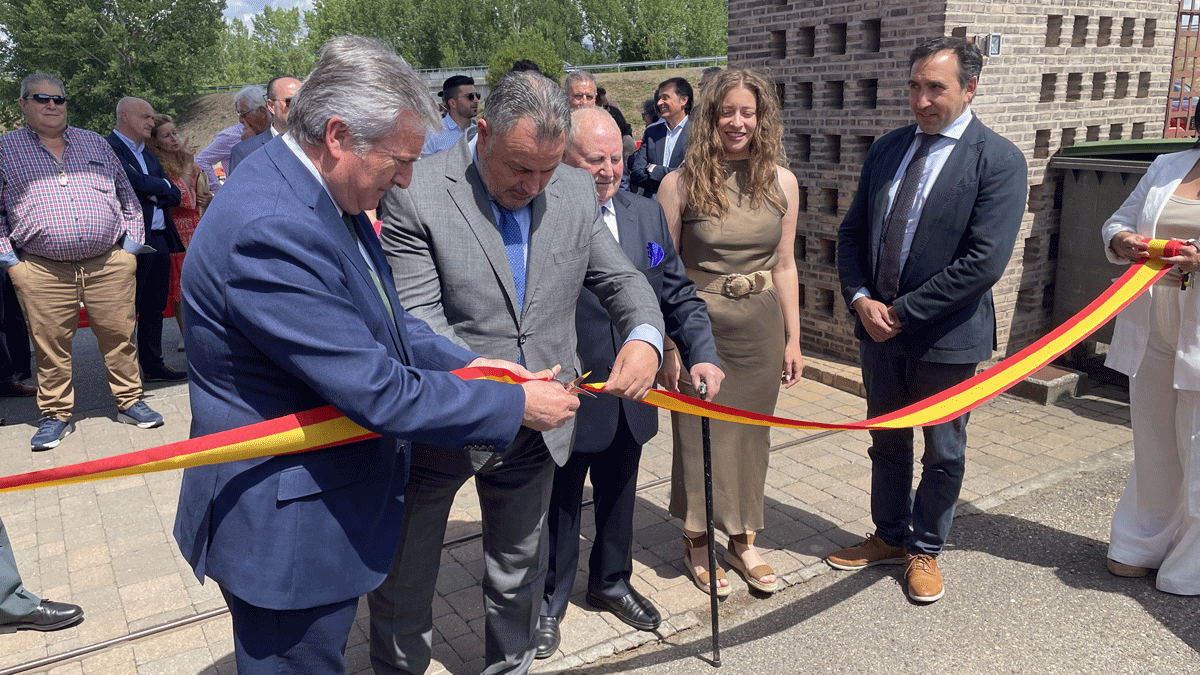 Inauguración de la Feria de Carracedelo. | Javier Fernández