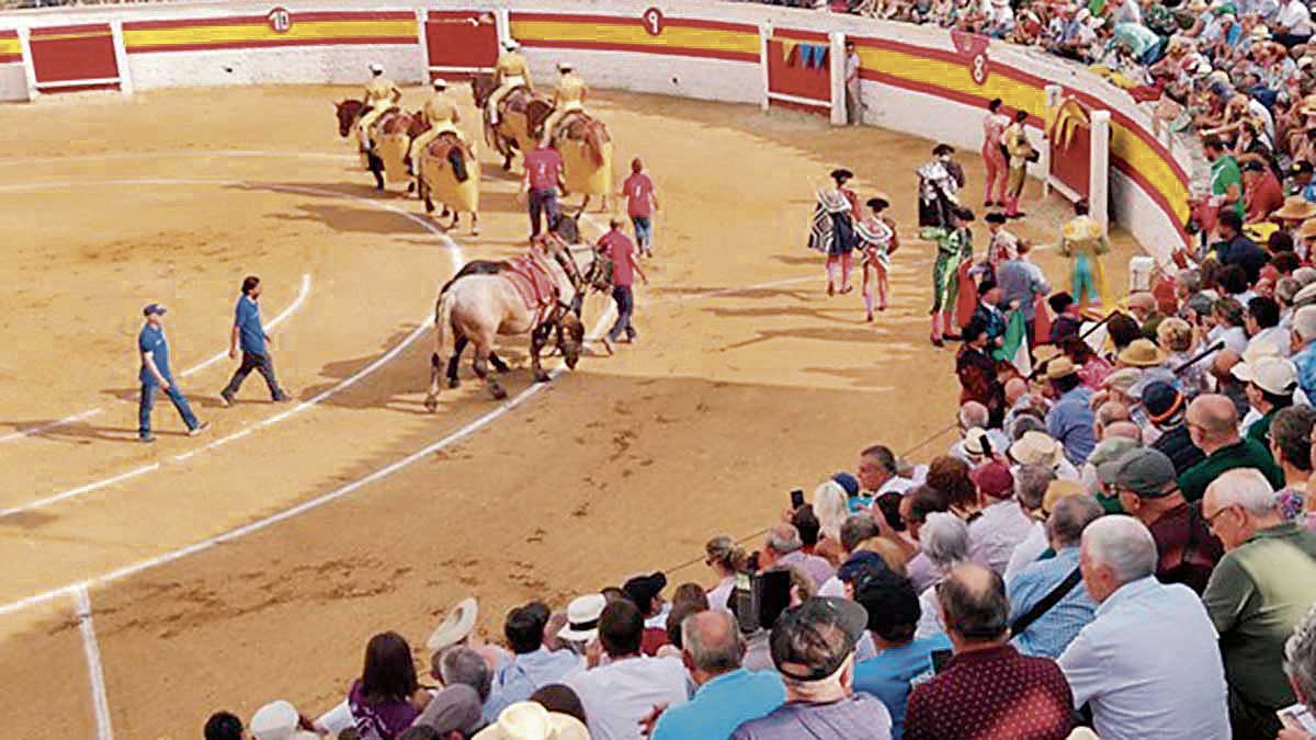 La corrida de toros será a las seis y media del sábado. | L.N.C.
