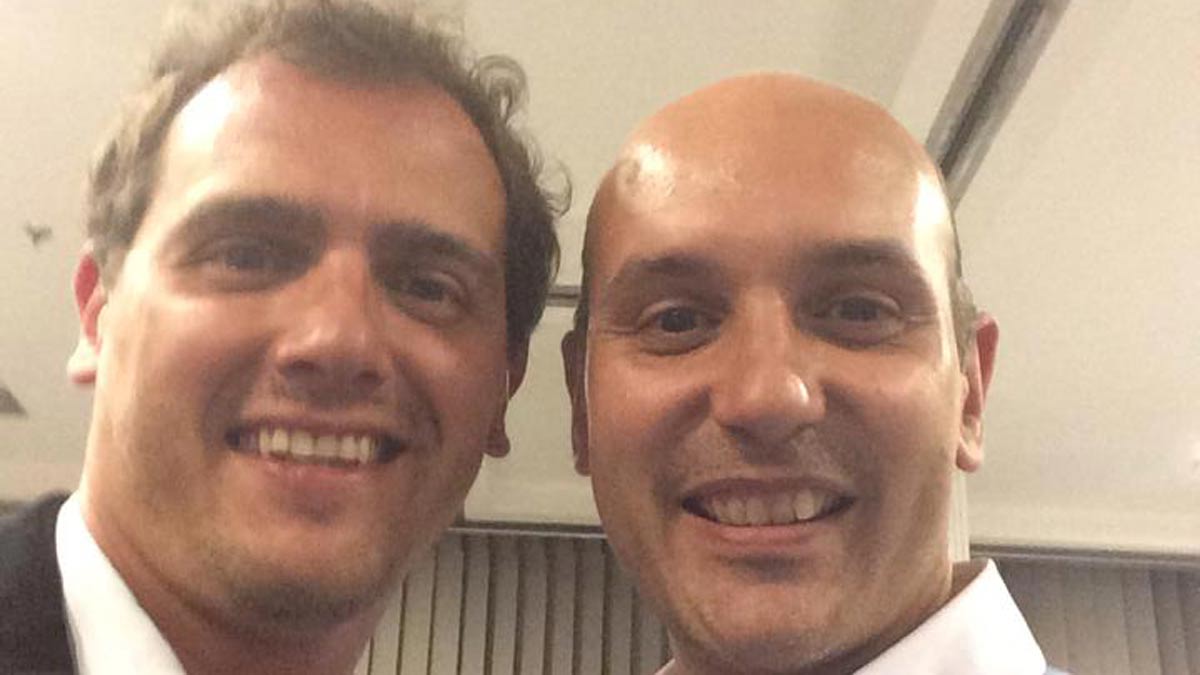 Sadat Maraña (d), junto al líder nacional de Ciudadanos, Albert Rivera. | FACEBOOK