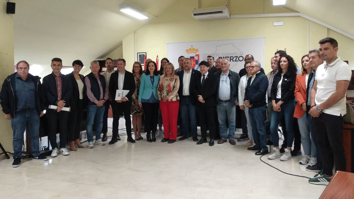 Instantes previos al pleno del Consejo Comarcal.