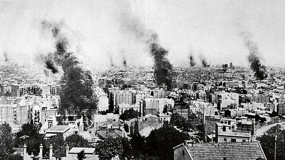 Vista aérea de la Semana Trágica de Barcelona (1909).