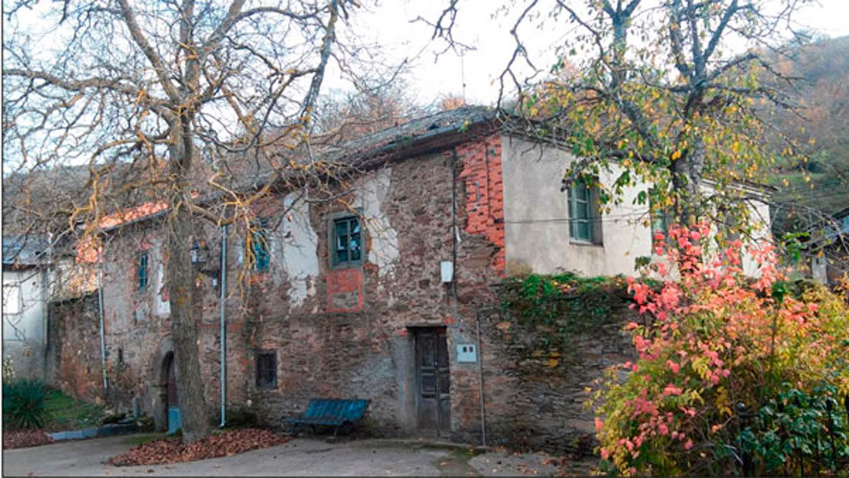 Antigua vivienda del cura que se convertirá en albergue.