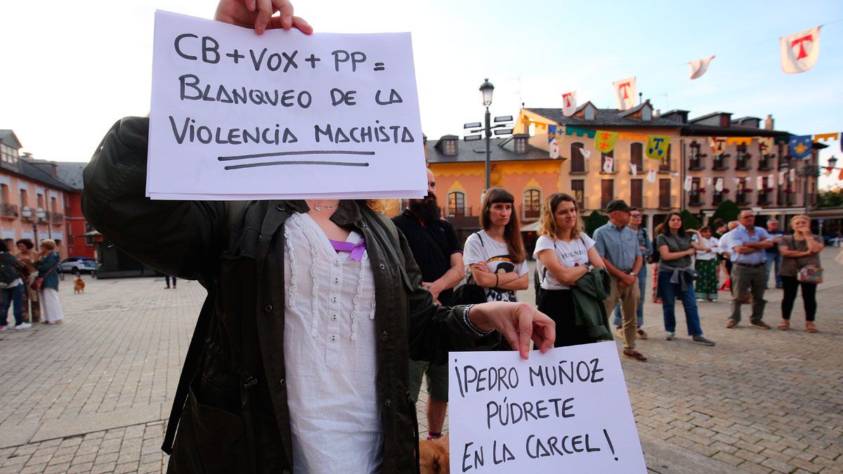 Manifestación en contra de las peticiones de Fiscalía en el caso de Pedro Muñoz. | ICAL