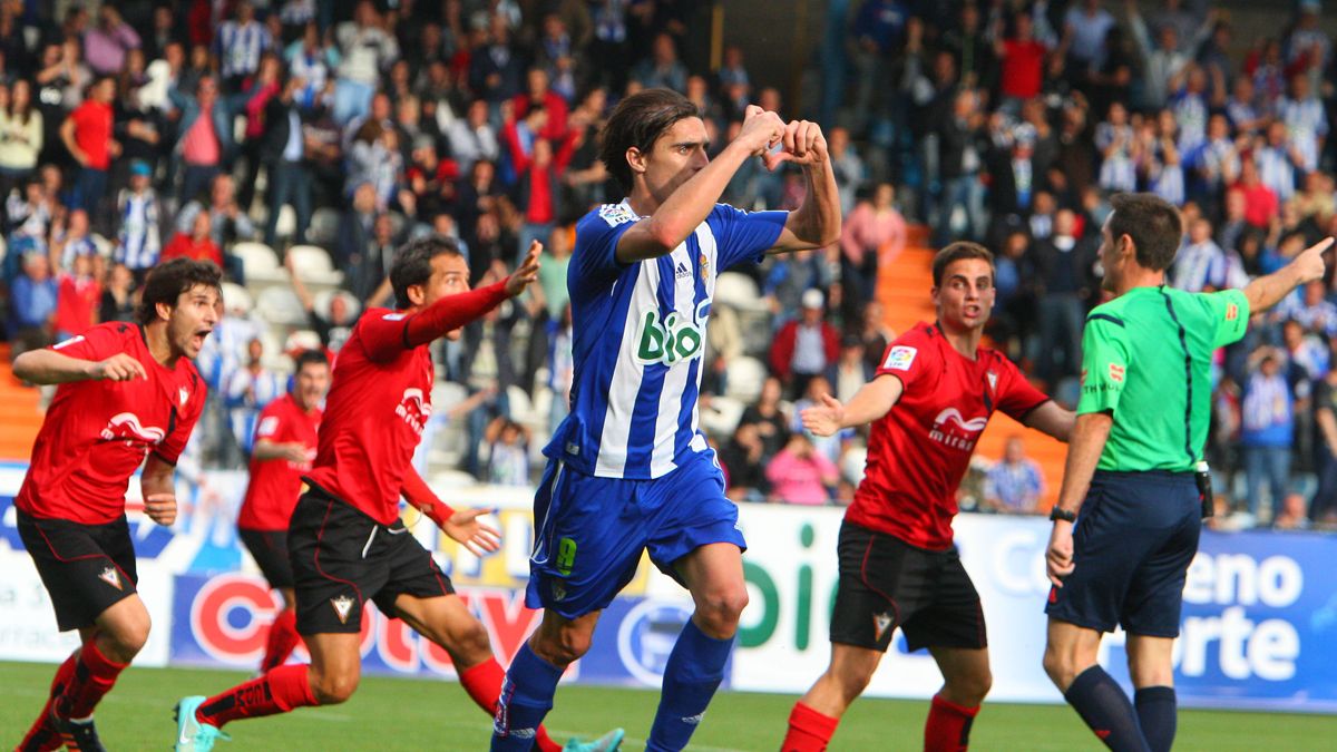 Berrocal celebra un gol ante el Mirandés la temporada pasada. | CÉSAR SÁNCHEZ