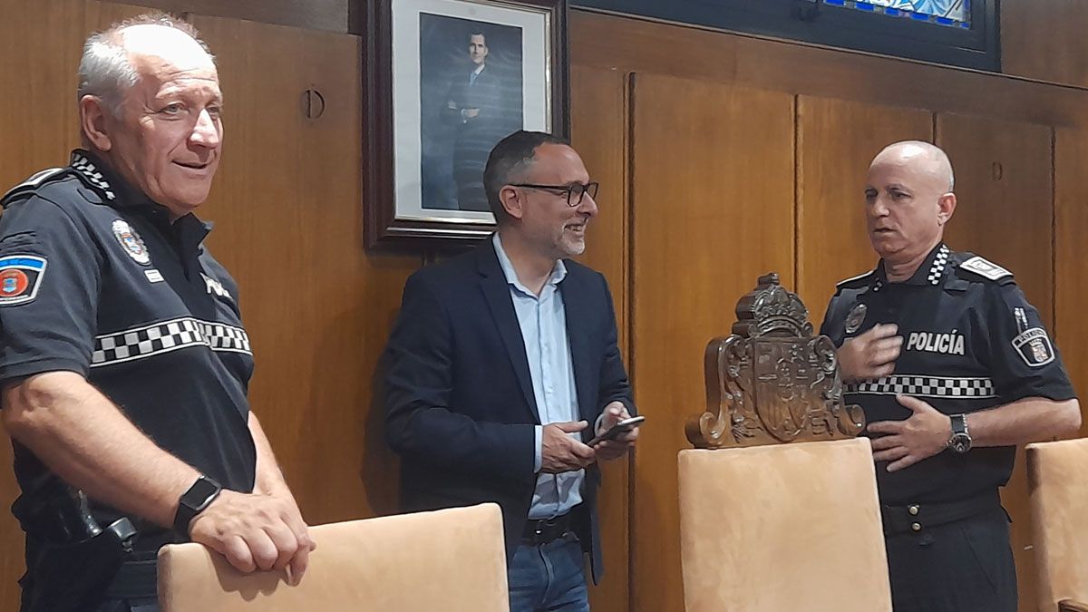 Presentación de los planes de vigilancia y seguridad estivales. | MAR IGLESIAS