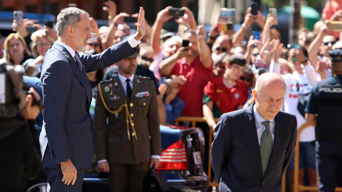 El rey Felipe VI en León para inaugurar la Conferencia Internacional en la Colegiata de San Isidoro. | PEIO GARCÍA (ICAL)