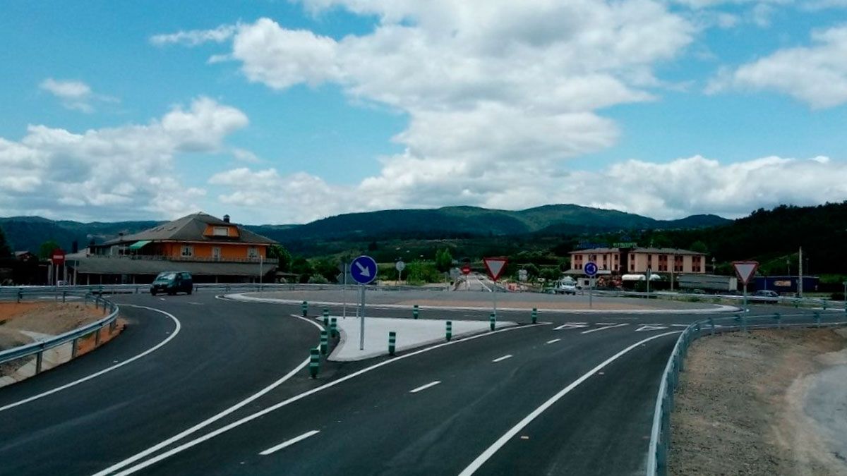 Estado en el que ha quedado la glorieta nueva.