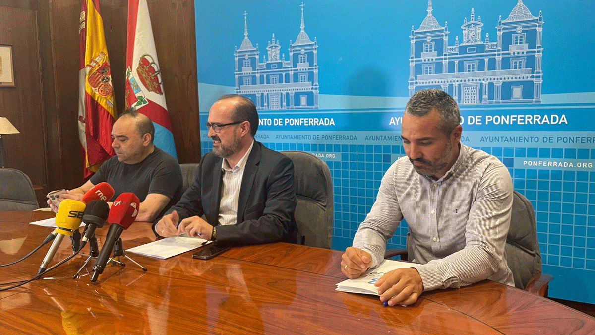 Reunión mantenida en el Ayuntamiento de Ponferrada.