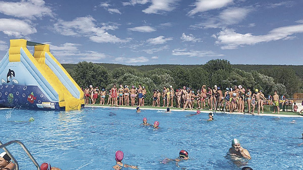 Uno de los grandes atractivos llegará el 28 de julio con la Fiesta del Agua en las piscinas municipales. | L.N.C.