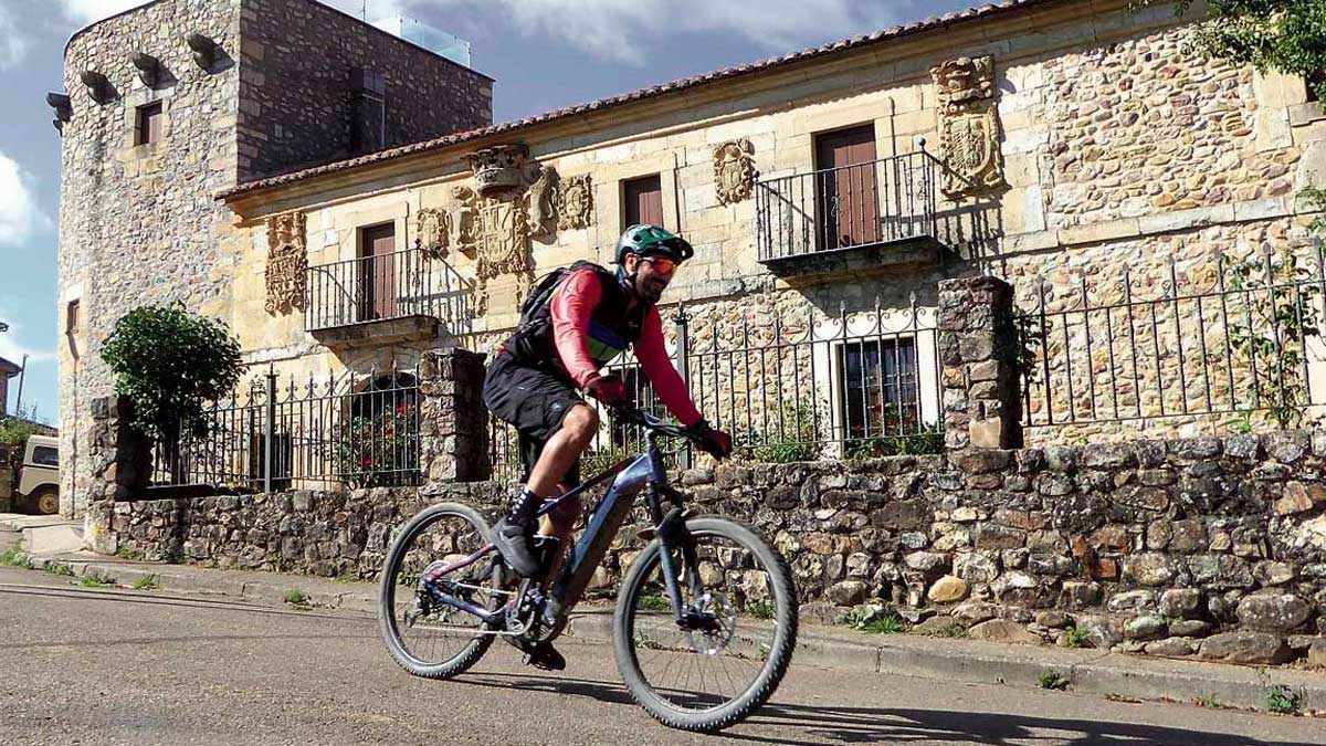 Otero de Curueño y su casa/palacio de los Álvarez-Acevedo (Siglo XV) | L.N.C.