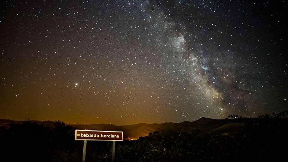 Imagen del cielo estrellado.
