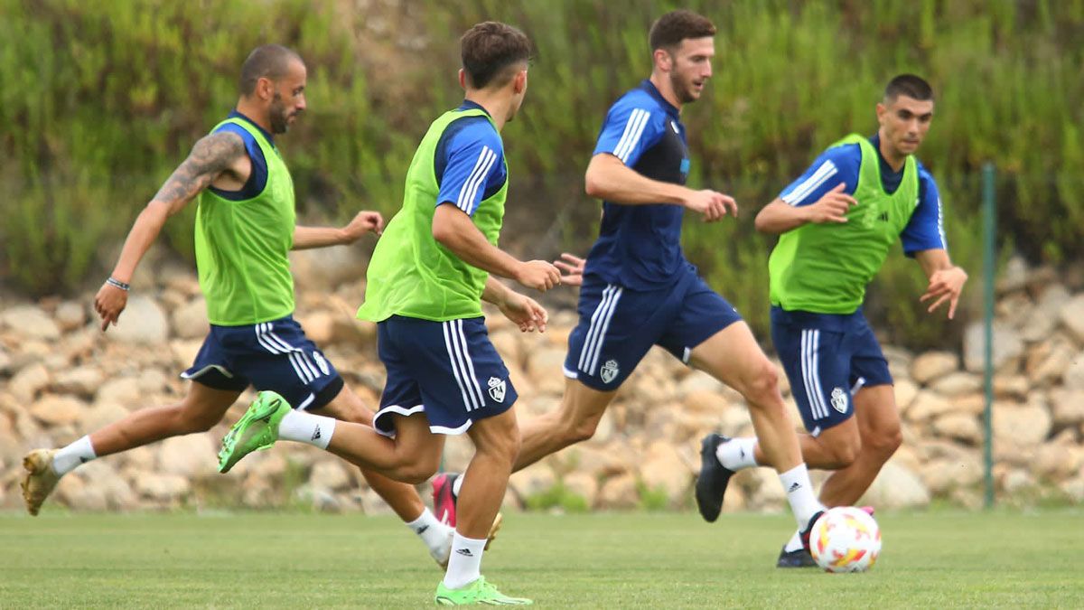 Imagen de los jugadores de la Ponferradina durante un entrenamiento | SDP