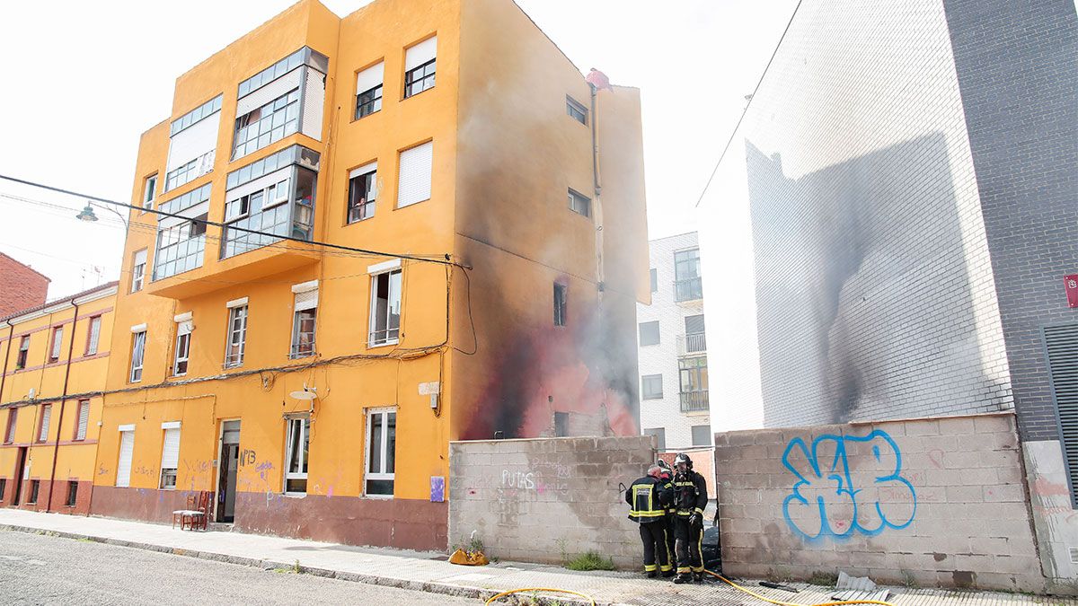 Imagen del incendio. | CAMPILLO (ICAL)