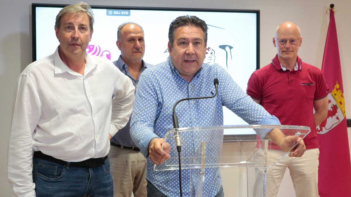 Luis Mariano Santos comparece este domingo en la sede de León. | CAMPILLO (ICAL)