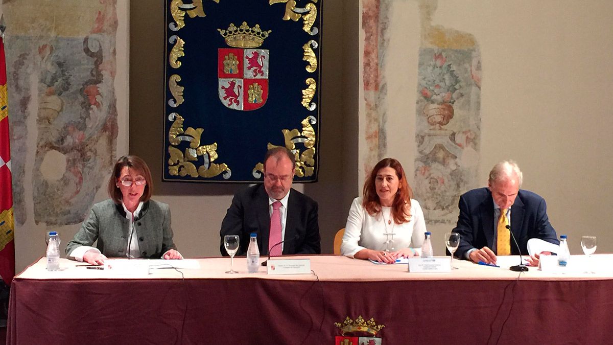 convenio-unicef-junta-de-castilla-y-leon.jpg convenio-unicef-junta-de-castilla-y-leon.jpg