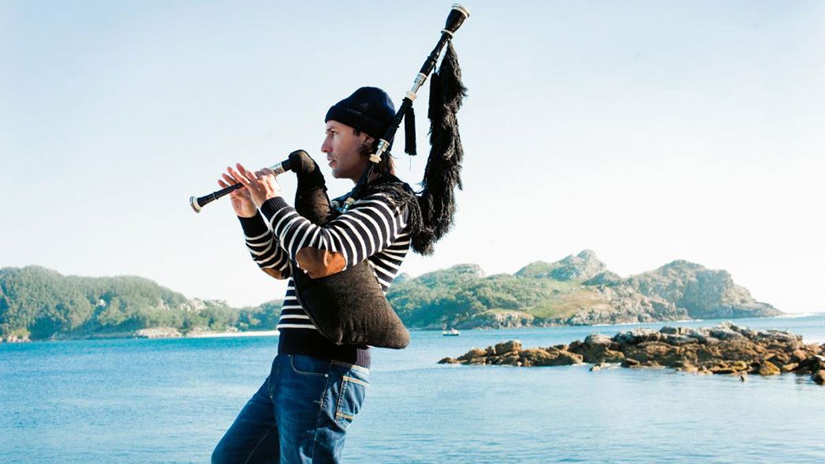 El músico gallego Carlos Núñez ofrecerá un concierto en el Teatro Bergidum el 12 de diciembre. | Javier Salas