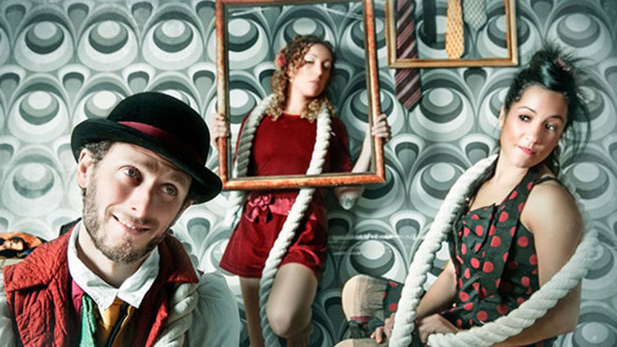 Oscar Valsecchi, Rebeca y Yolanda Gutiérrez y Sira Bover protagonizan el viernes ‘Entredos’.