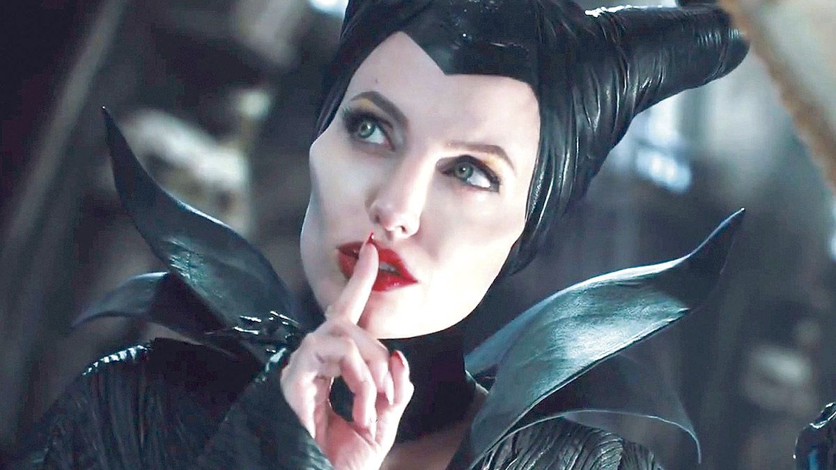 Angelina Jolie es la protagonista de Maléfica. Angelina Jolie es la protagonista de Maléfica.