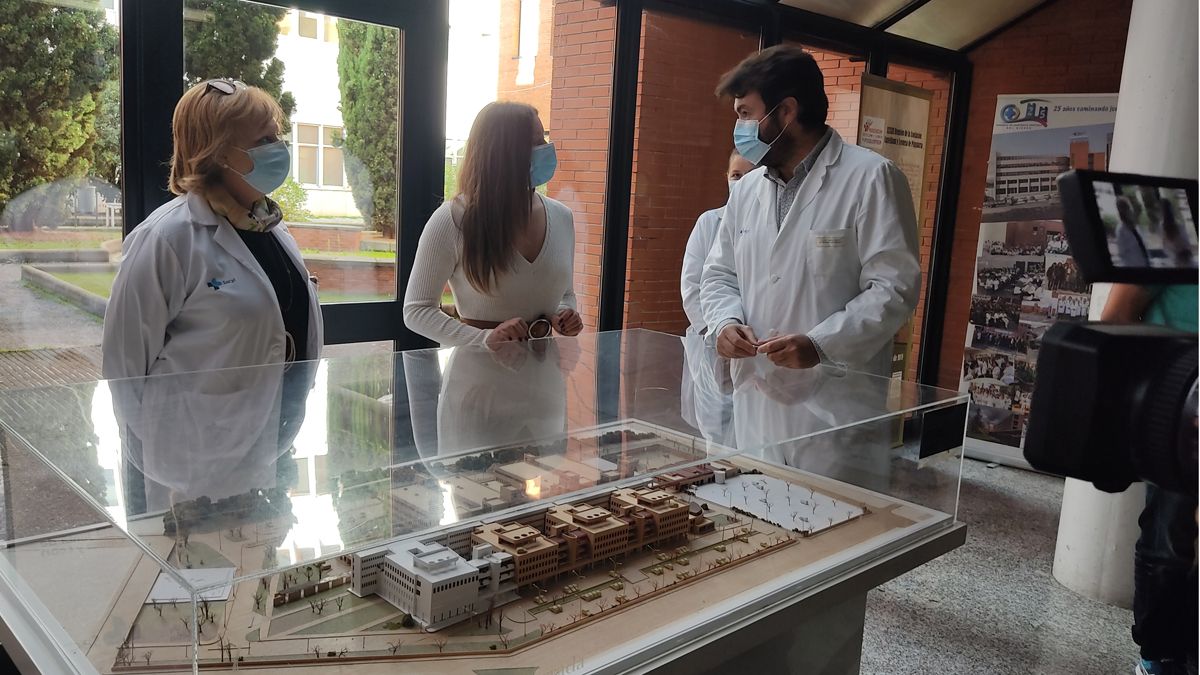 El Hospital del Bierzo ha contratado operaciones en Oftalmología y Traumatología. | C. Sánchez (Ical)