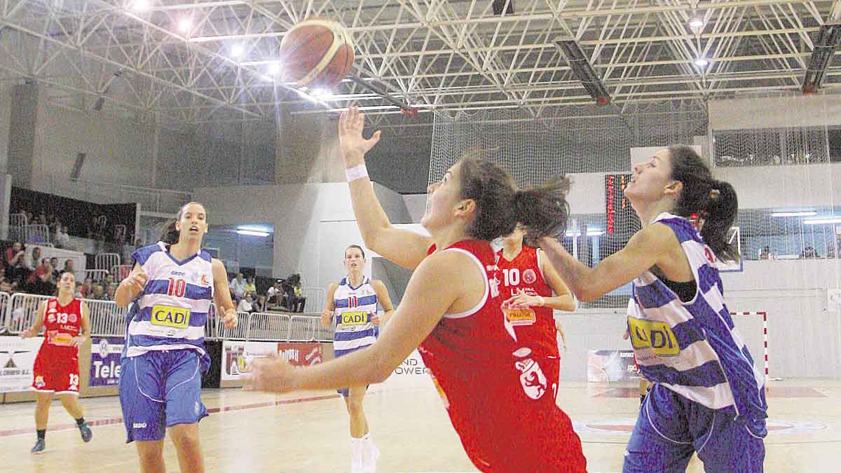 Rosó Buch, en un partido en el Bembibre Arena. | CÉSAR SÁNCHEZ