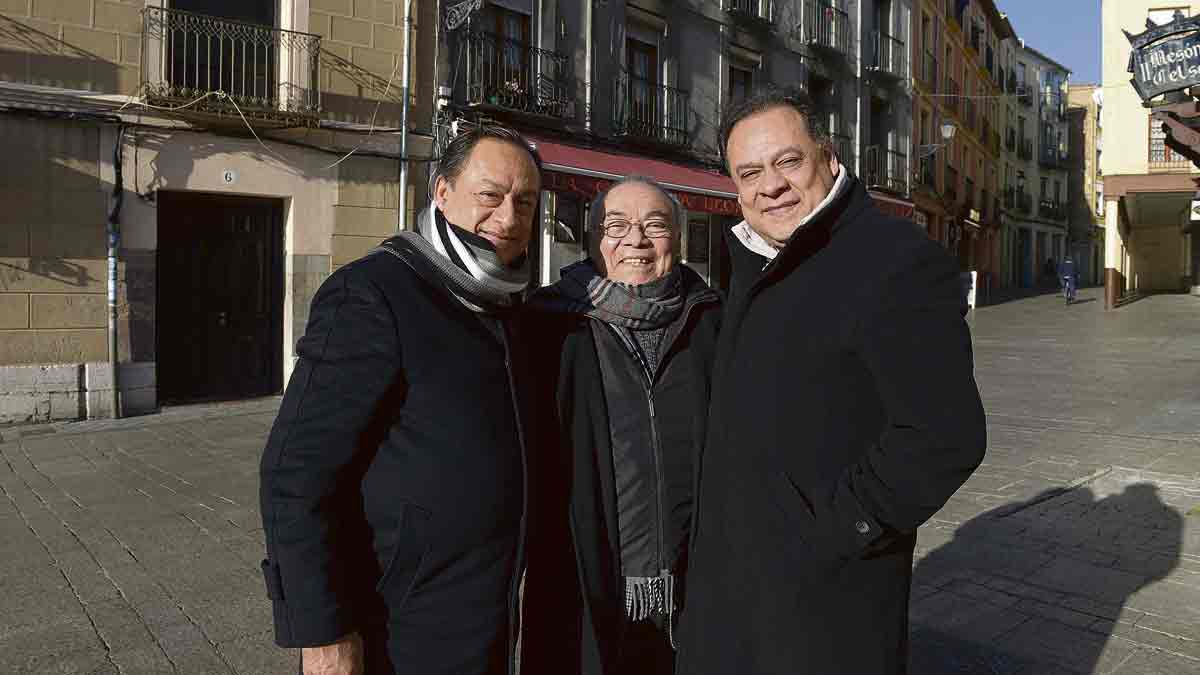 Los Panchos, con la incorporación de Rafael Basurto, ya se encuentran en la capital leonesa. | MAURICIO PEÑA
