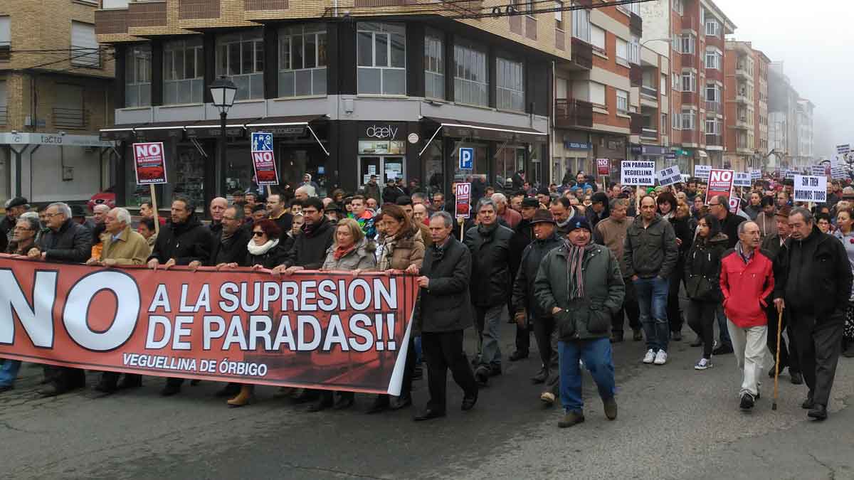 Imagen de la manifestación del pasado sábado en Veguellina. | P. FERRERO