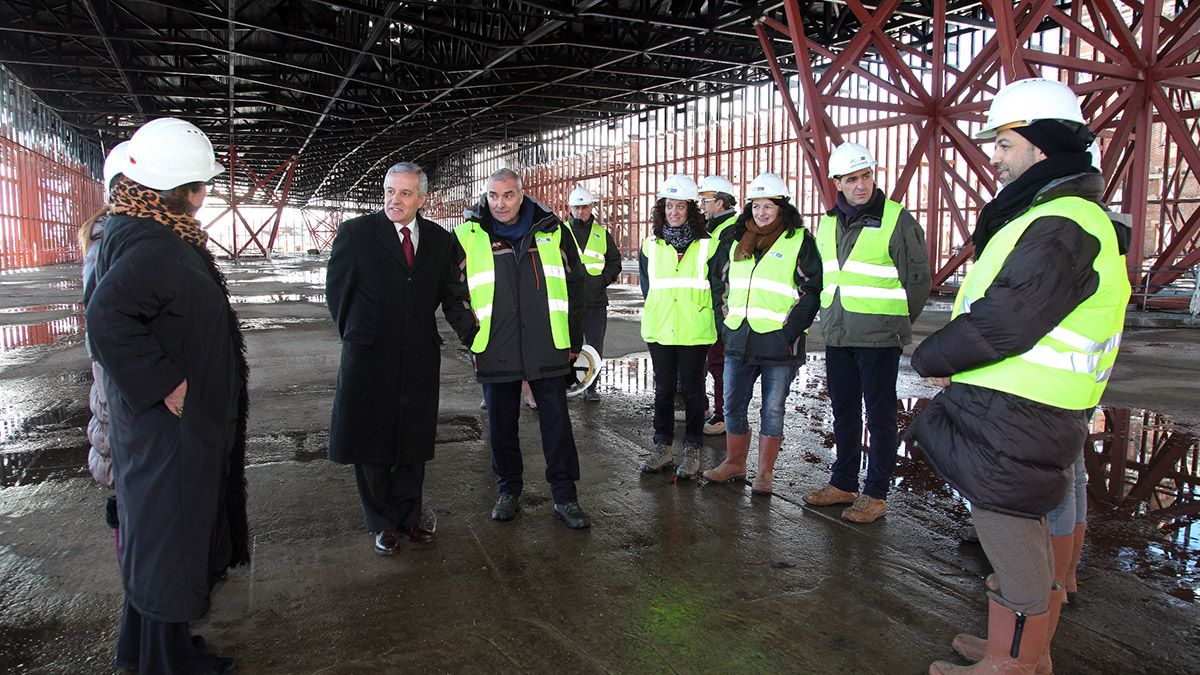 El alcalde de León y el arquitecto francés en la visita al estado de las obras.