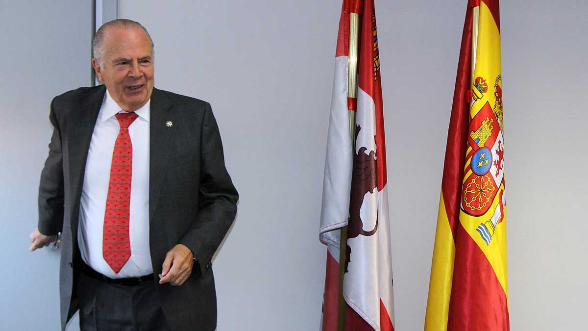 El Procurador del Común, Javier Amoedo, en la sede de la institución en la capital leonesa. | ICAL