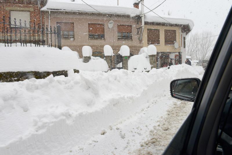 Gran nevada en la provincia de León. | MAURICIO PEÑA