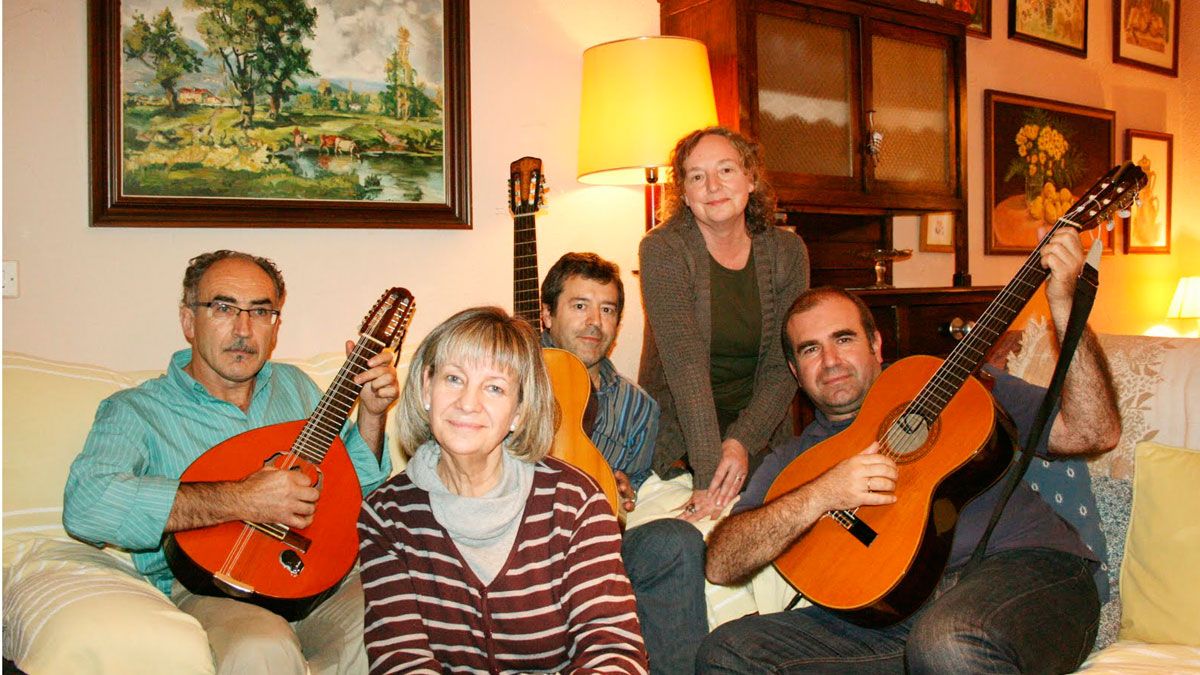 Los integrantes del grupo de música folk Plaza Mayor.