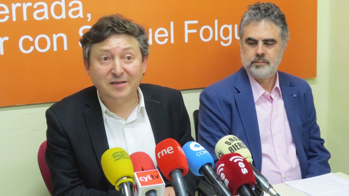 Samuel Folgueral y Fernando Álvarez, en una comparecencia este martes ante los medios. | D. M.