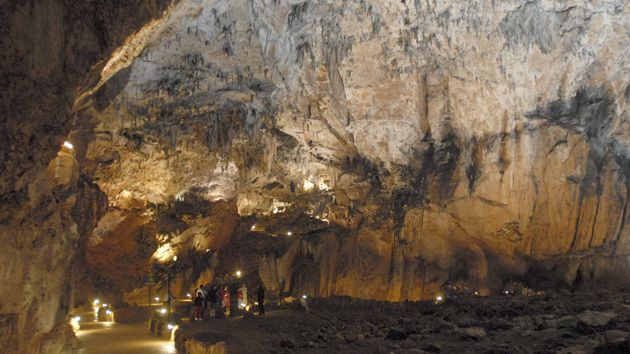 La Cueva de Valporquero recibió 53.723 visitas en 2014. | MAURICIO PEÑA