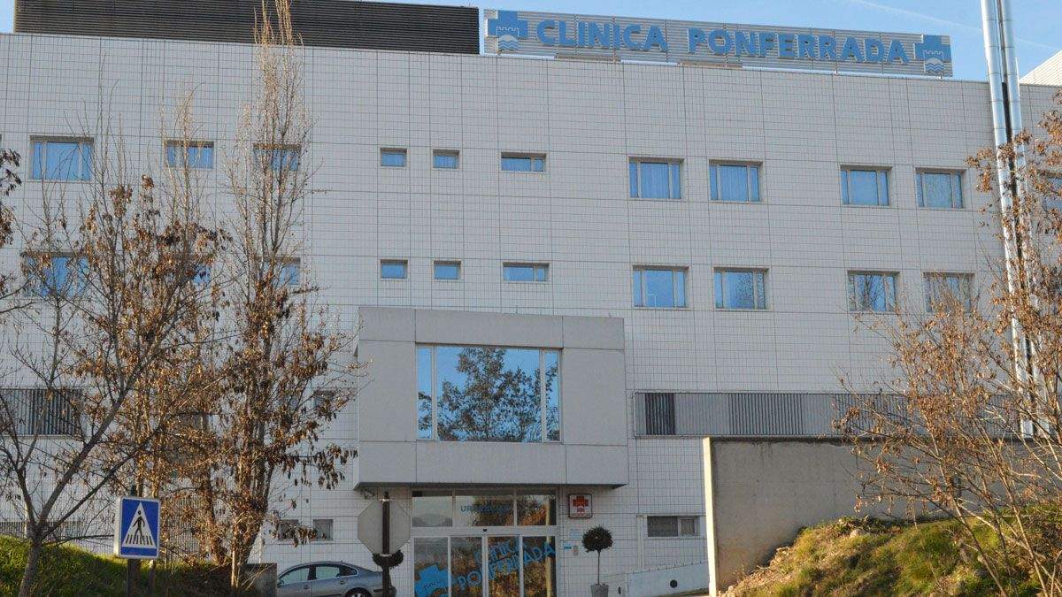 La Clínica Ponferrada, en una imagen de archivo. | L.N.C.