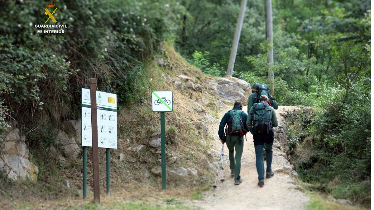 Momento previo al traslado del herido al Hospital de León