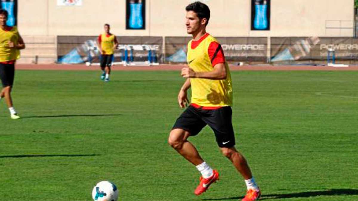 Míchel Zabaco, durante un entrenamiento con el Almería. | LA VOZ DE ALMERÍA