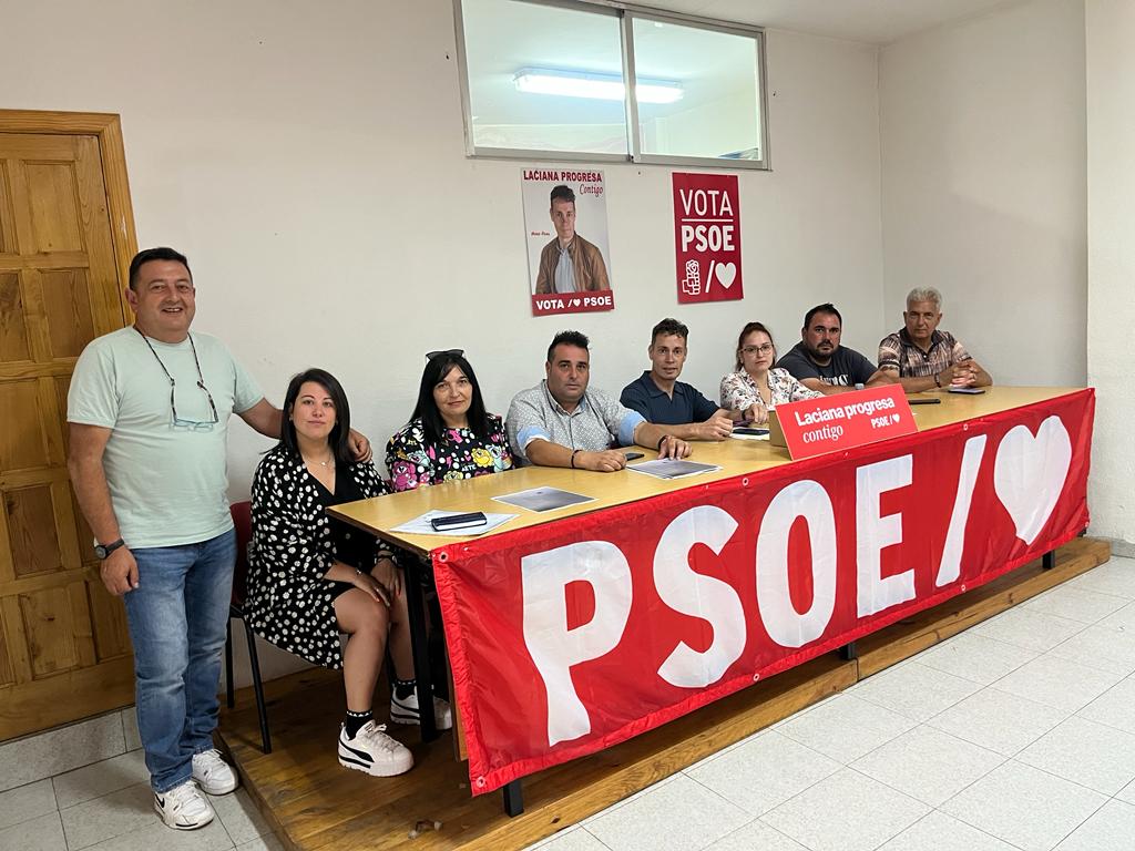 Miembros del PSOE de Laciana. | L.N.C.