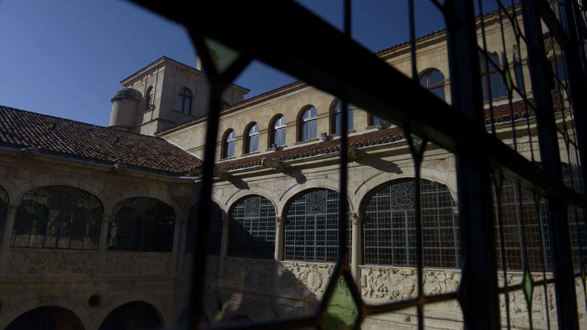 Imagen del último pleno celebrado en la Diputación en noviembre. | MAURICIO PEÑA