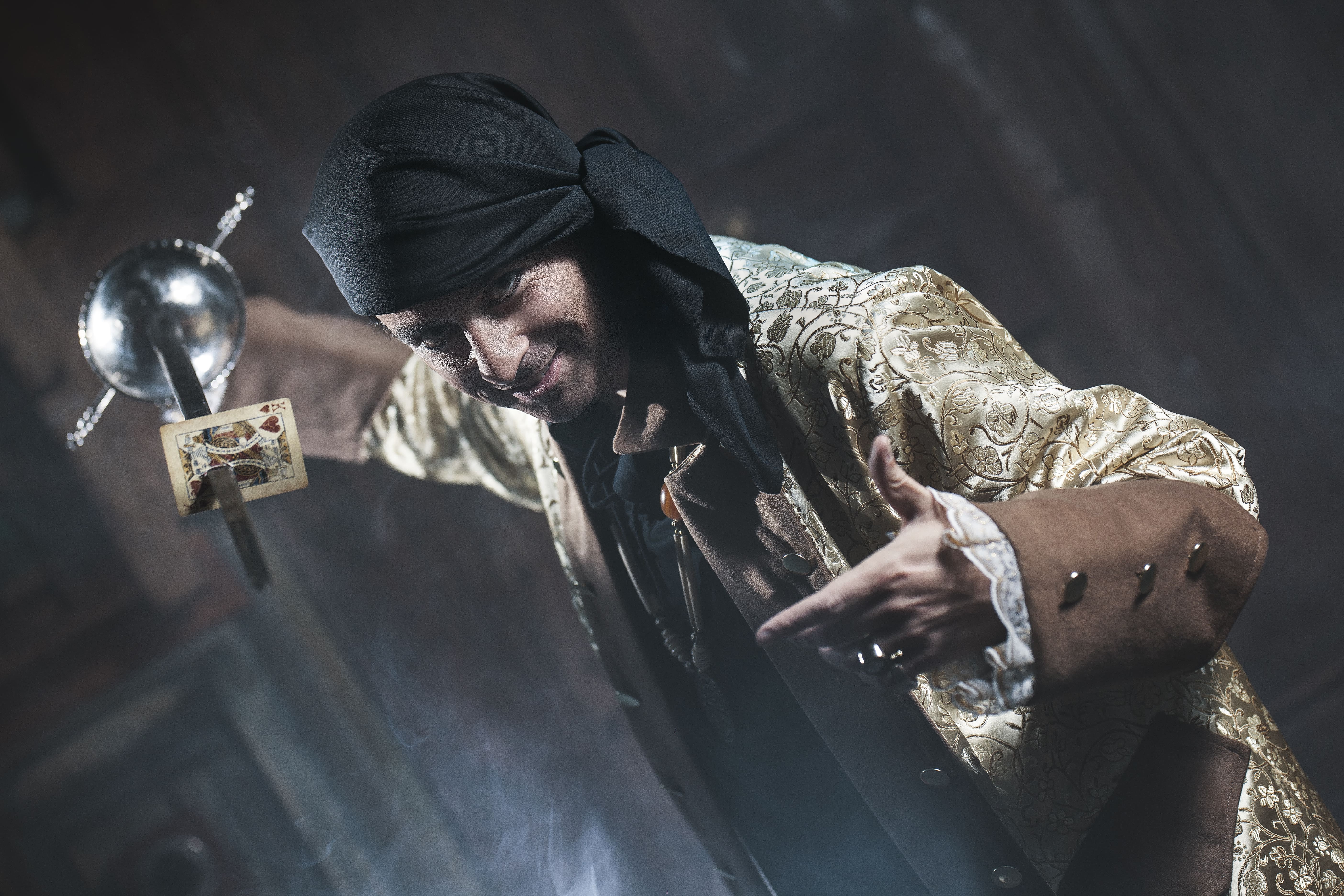 El mago Simal lleva su función ‘Teatro de ilusiones’ a Sahagún. | L.N.C.