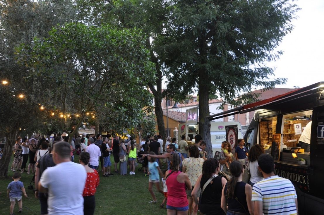 Los food truck de Valencia de Don Juan. | L.N.C.