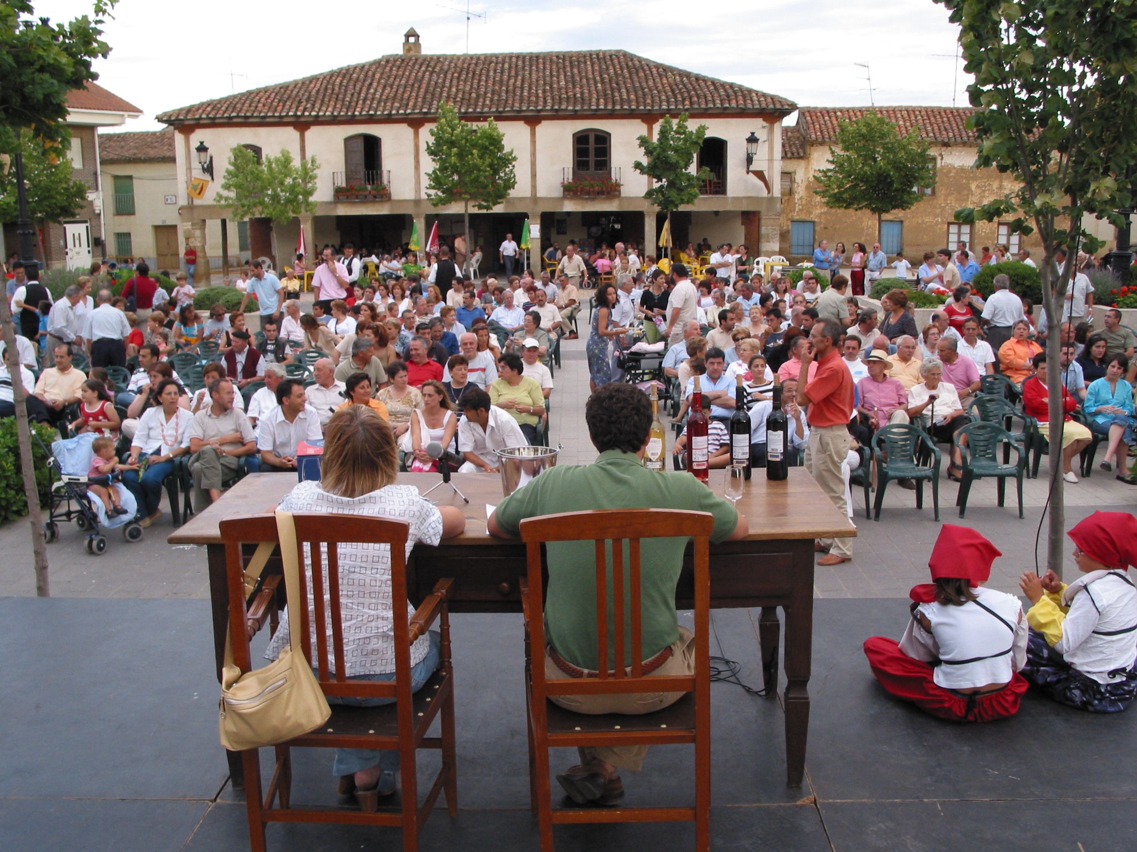 Imagen de una edición pasada de la Feria Vitivinícola del municipio leonés de Gordoncillo. | L.N.C.