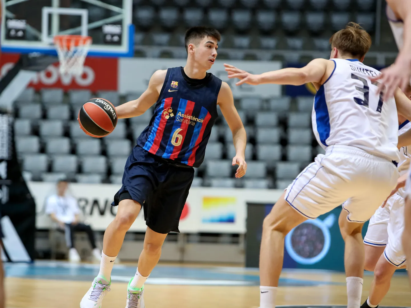 Roger Fàbrega, durante un partido de esta pasada campaña. | EUROLEAGUE NG