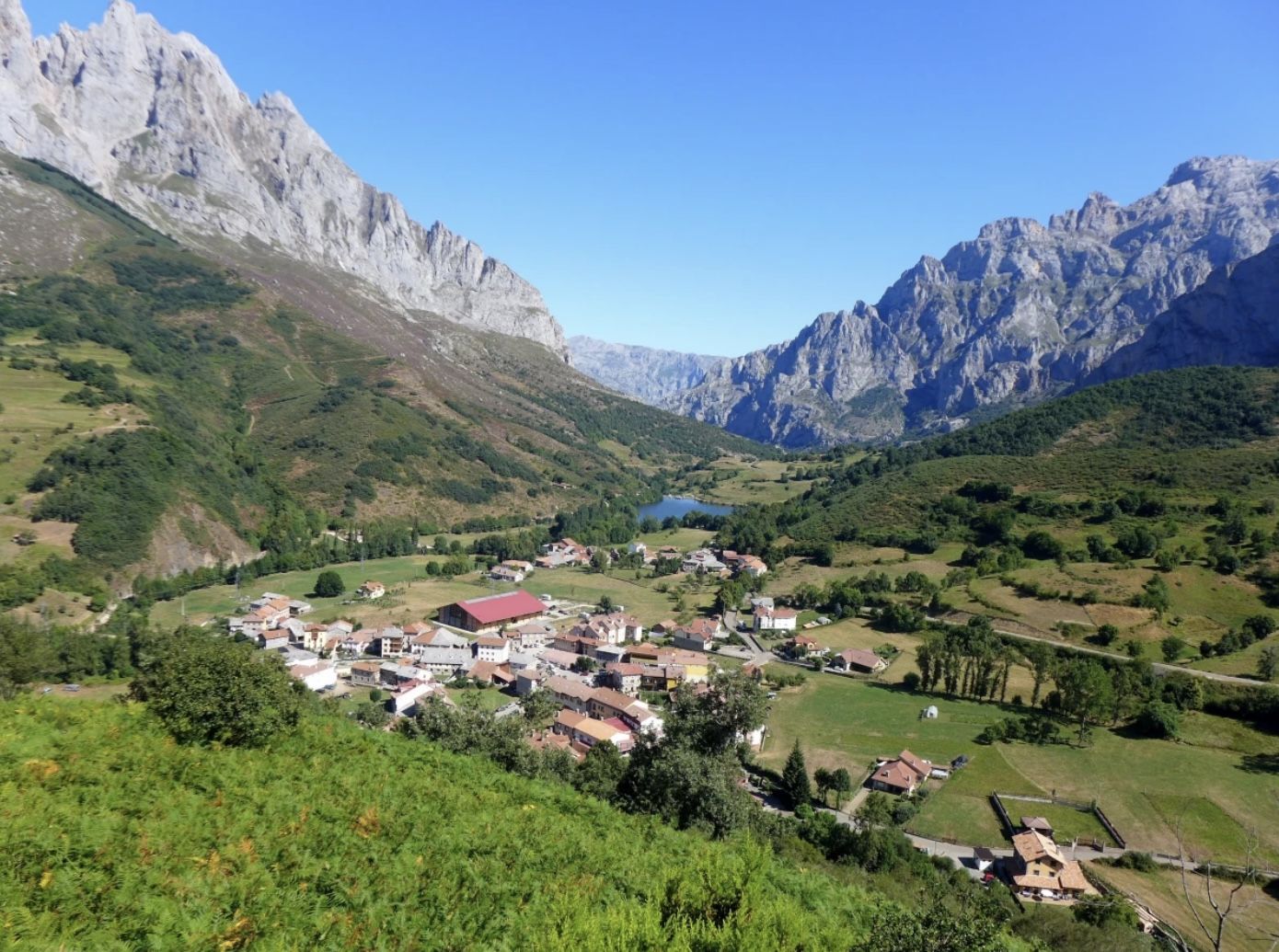 Una imagen característica de los Picos de Europa en la provincia de León. | DIARIO DE VALDERRUEDA